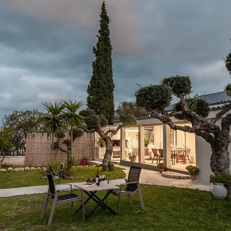 Armando - Private Nature Retreat With Bbq To Experience Magical Greek Hospitality By Mana Gers Casa vacanze