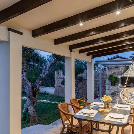 Armando - Private Nature Retreat With Bbq To Experience Magical Greek Hospitality By Mana Gers *