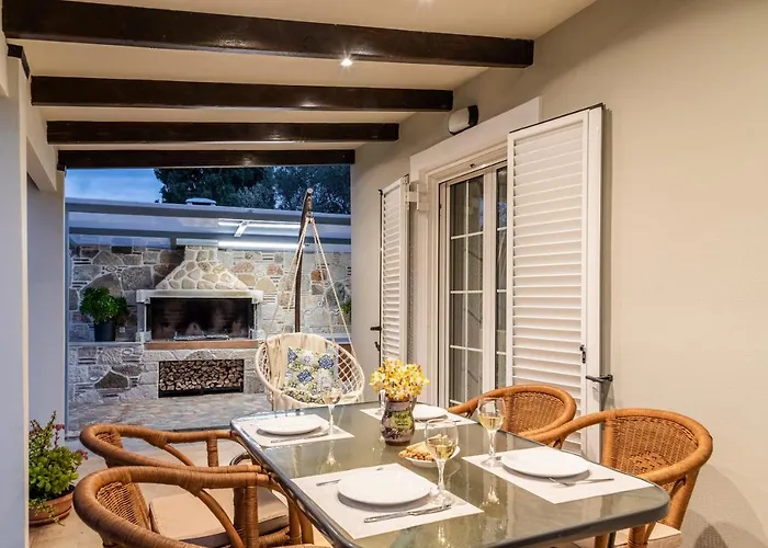 Armando - Private Nature Retreat With Bbq To Experience Magical Greek Hospitality By Mana Gers Сasa de vacaciones