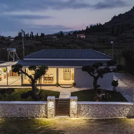Дом отдыха Armando - Private Nature Retreat With Bbq To Experience Magical Greek Hospitality By Mana Gers Pandokrator