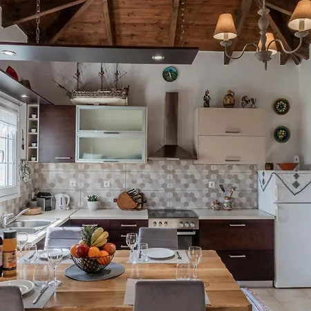 Armando - Private Nature Retreat With Bbq To Experience Magical Greek Hospitality By Mana Gers Hébergement de vacances *